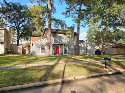 14822 Cedar Point Dr, Houston, TX, 77070-2367 | Card Image