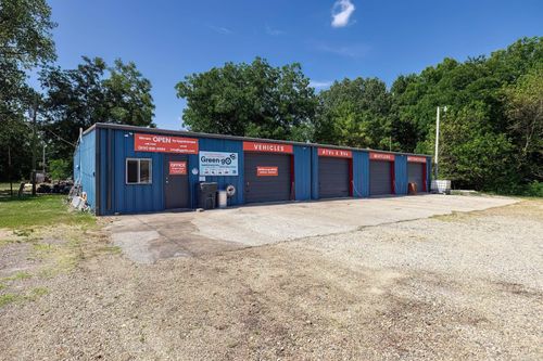 1211 W 3rd St, Hope, AR, 71801-4110 | Card Image