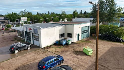 5003 50 St, Mundare, AB, T0B3H0 | Card Image