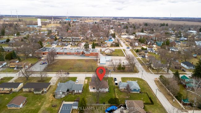 60 James St N, House other with 3 bedrooms, 2 bathrooms and 2 parking in Forest ON | Image 46