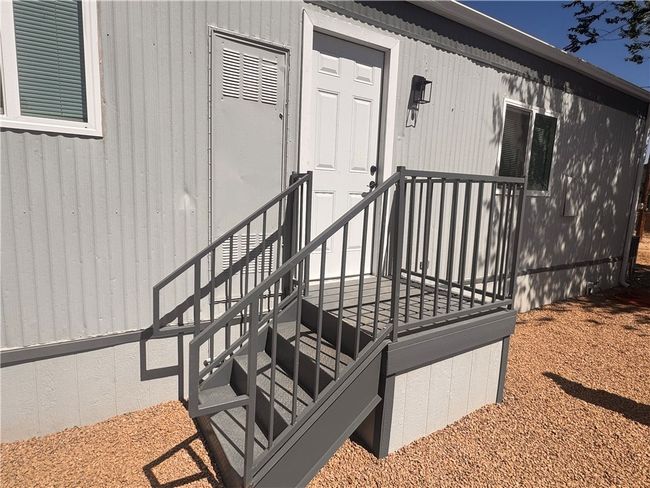 Side of Structure | Image 6