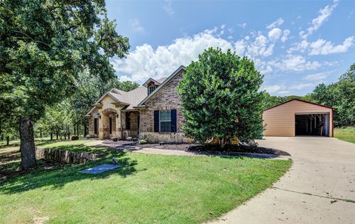 224 Cimmarron Vista Ct, Runaway Bay, TX, 76426-9726 | Card Image