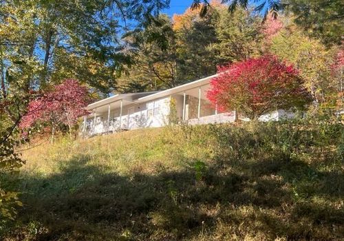 370 Vannoy Rd, Tazewell, TN, 37879-5020 | Card Image