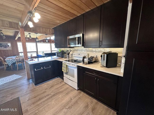 647 Meadow Rd, House other with 4 bedrooms, 3 bathrooms and null parking in Manns Choice PA | Image 8
