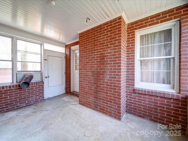 Breezeway | Image 38
