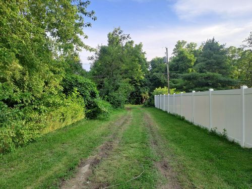 0 Wessex Ct, Columbus, OH, 43232 | Card Image