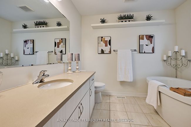 14 Westfield Dr, House other with 3 bedrooms, 3 bathrooms and 2 parking in Whitby ON | Image 26