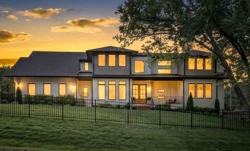 4401 Milesdale Ct, Nashville, TN, 37204-4127 | Card Image