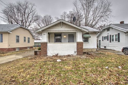 1659 N Maple Ave, Decatur, IL, 62526-3881 | Card Image