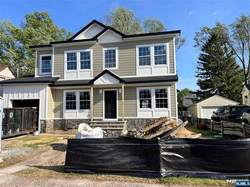 64 Alberta Dr, Saddle Brook, NJ, 07663-4526 | Card Image