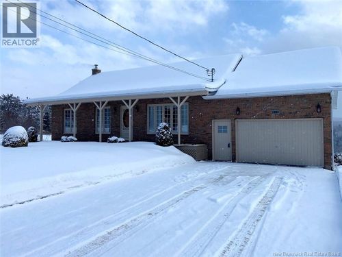 910 Rue St-François, Verret, NB, E3V4R2 | Card Image