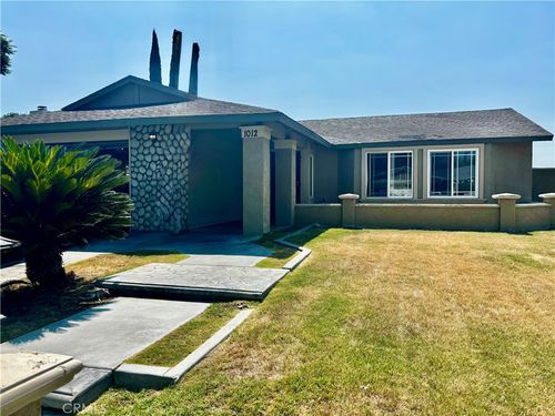 1012 Long Beach Dr, Colton, CA, 92324-1530 | Card Image