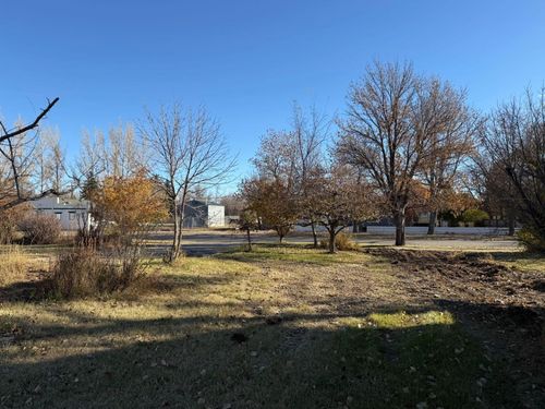 {{alt}} | Card Image