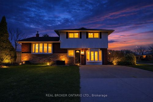 178 Delmar Dr, Hamilton, ON, L9C1J9 | Card Image