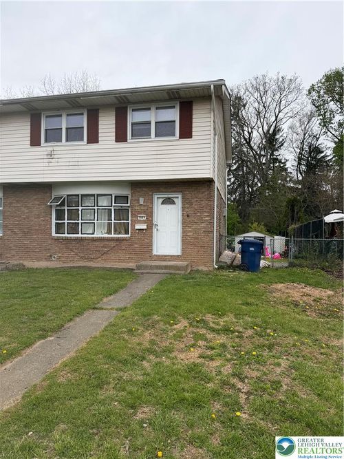 1664 Whitehall Ave, Allentown, PA, 18104-1373 | Card Image