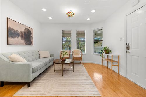 7-204-2104 Cullen Ave, Austin, TX, 78757-2465 | Card Image