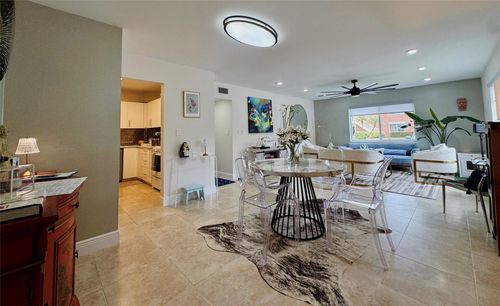 apt-112c-9 Ne 19th Ct, Wilton Manors, FL, 33305-1092 | Card Image
