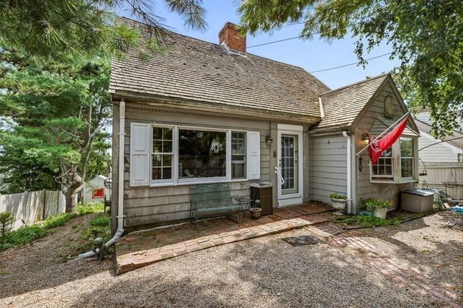 9 Talbot Rd, House other with 3 bedrooms, 3 bathrooms and null parking in Hingham MA | Image 6