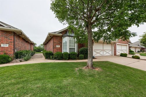 15525 Swallowtail Road, Edmond, OK, 73013 | Card Image