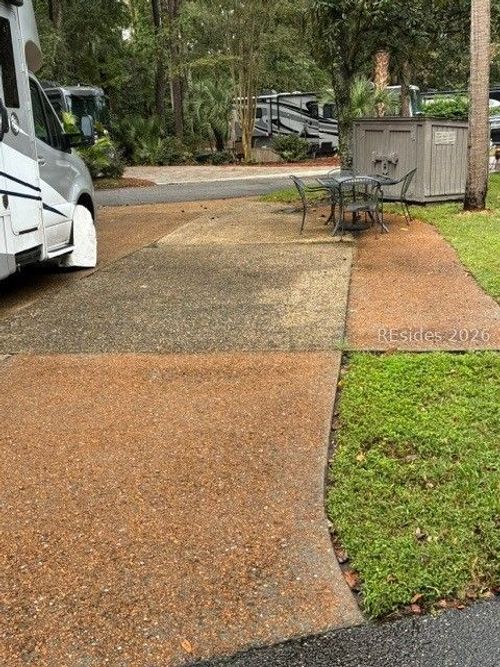 133 Arrow Rd, Hilton Head Island, SC, 29928-7306 | Card Image