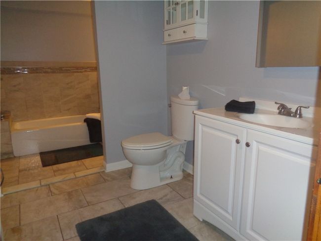 17 Pine Ln, House other with 3 bedrooms, 2 bathrooms and 6 parking in Johnston RI | Image 27