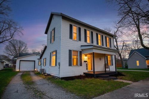 1002 Franklin St, Rochester, IN, 46975-1824 | Card Image