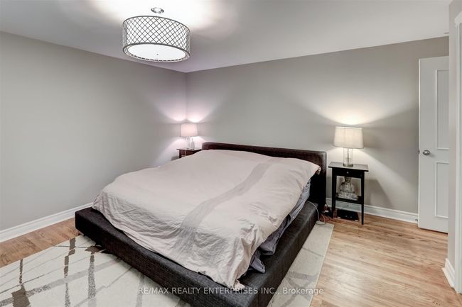 1648 Angela Cres, House other with 4 bedrooms, 2 bathrooms and 4 parking in Mississauga ON | Image 14