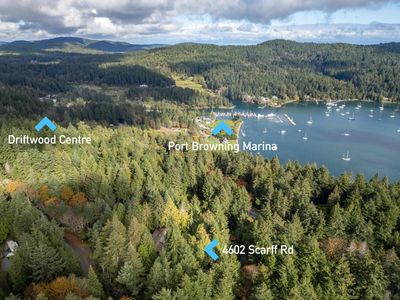 4706 Scarff Rd, House other with 3 bedrooms, 1 bathrooms and 6 parking in Pender Island BC | Image 3