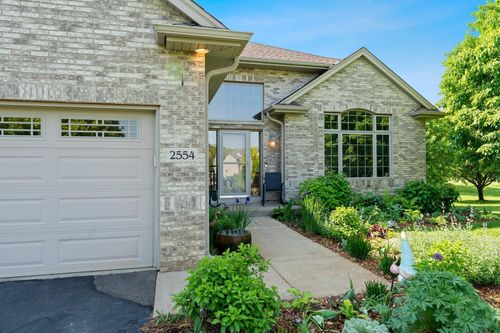 2554 160th Ave Ne, Ham Lake, MN, 55304-5867 | Card Image