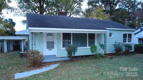 1646 Arnold Dr, Charlotte, NC, 28205-3806 | Card Image