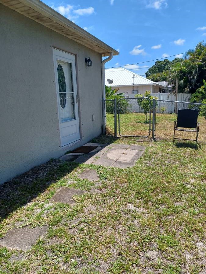 Residential Lease in Sebastian