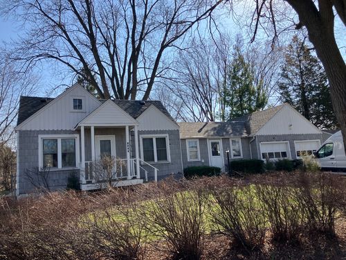 1511 N Poplar Ave, Round Lake Beach, IL, 60073-2031 | Card Image