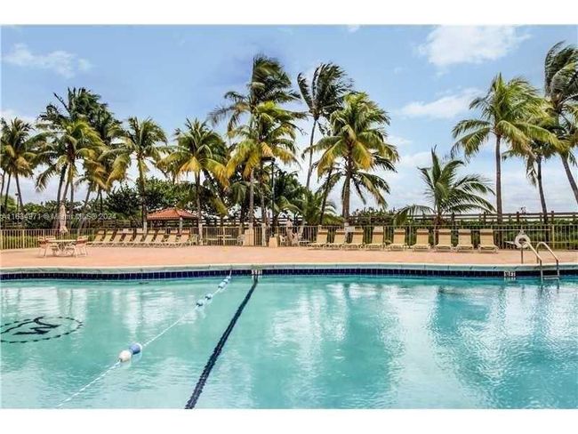 APT-1204 - 2655 Collins Ave, Condo with 2 bedrooms, 2 bathrooms and null parking in Miami Beach FL | Image 23