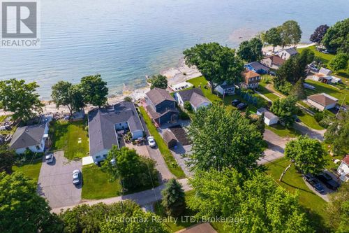 11371 Neff St, Wainfleet, ON, L0S1V0 | Card Image