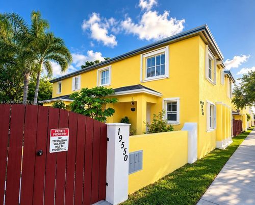 19-19500 Sw 103rd Ct, Cutler Bay, FL, 33157-8557 | Card Image