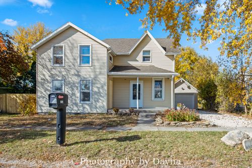 569 S Chestnut St, Chebanse, IL, 60922-9616 | Card Image