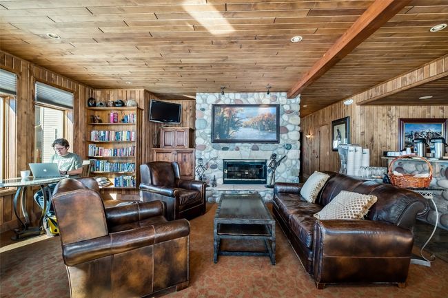 Clubhouse | Image 24