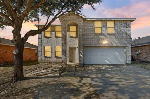 9120 Quarter Horse Ln, Fort Worth, TX, 76123-3570 | Card Image