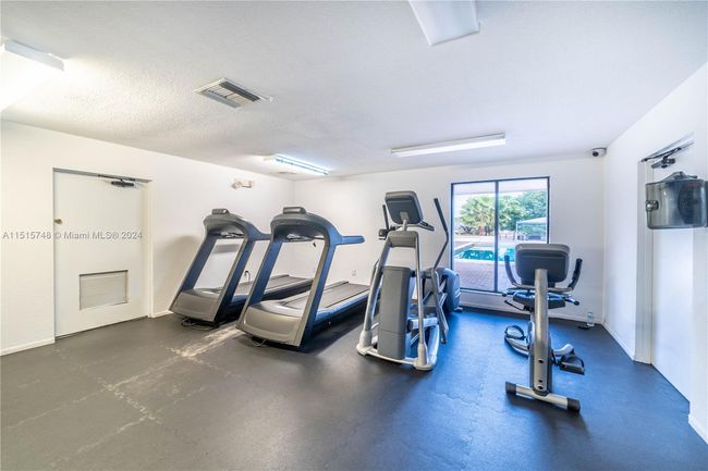 APT-914 - 4174 Inverrary Dr, Condo with 2 bedrooms, 2 bathrooms and null parking in Lauderhill FL | Image 44