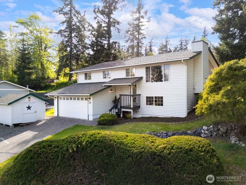 3785 Greenville Pl, Bellingham, WA, 98226-8806 | Card Image