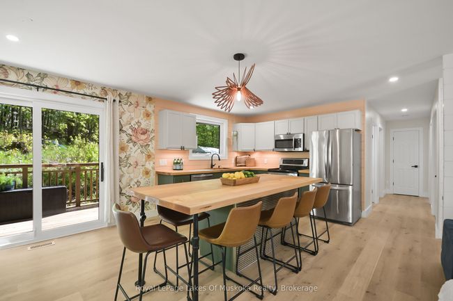 30 Todholm Dr, House other with 4 bedrooms, 3 bathrooms and 10 parking in Port Carling ON | Image 5
