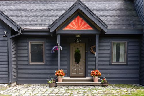 462 Solar Way Dr, Hyde Park, VT, 05655-9303 | Card Image