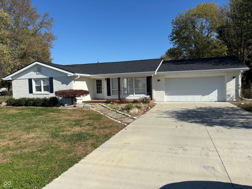 7261 S 250 E, Columbus, IN, 47201-8437 | Card Image