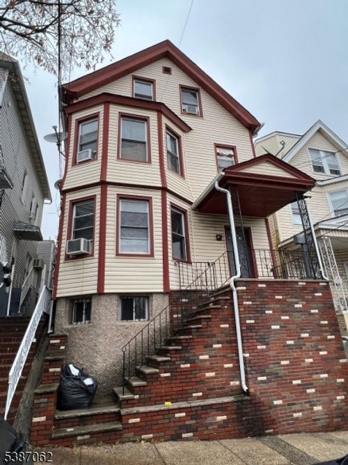 1-31 Tappan St, Kearny, NJ, 07032-3314 | Card Image