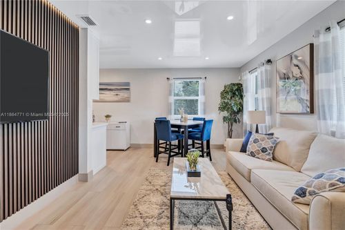 1390 Ne 150th St, Miami, FL, 33161-2561 | Card Image