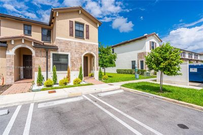 11104 - 11104 W 32nd Ln, Townhouse with 3 bedrooms, 2 bathrooms and null parking in Hialeah FL | Image 1