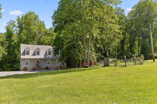 912 Murrell Rd, Signal Mountain, TN, 37377-2691 | Card Image