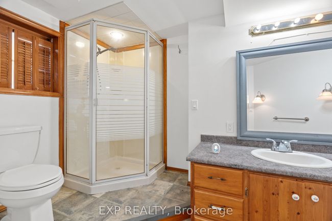 250 William St E, House other with 3 bedrooms, 2 bathrooms and 3 parking in Parkhill ON | Image 28