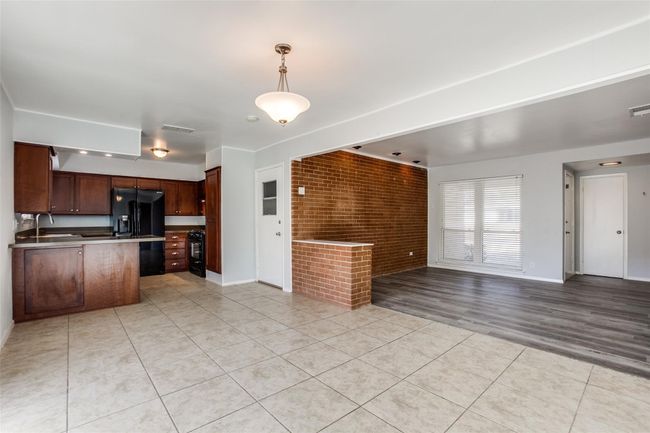 823 Wisteria Way, House other with 3 bedrooms, 2 bathrooms and null parking in Richardson TX | Image 6