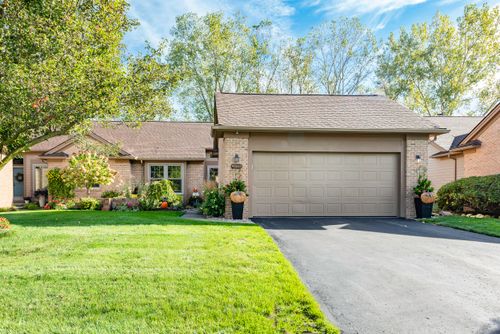 4869 Lone Oak Ct, Ann Arbor, MI, 48108-8575 | Card Image